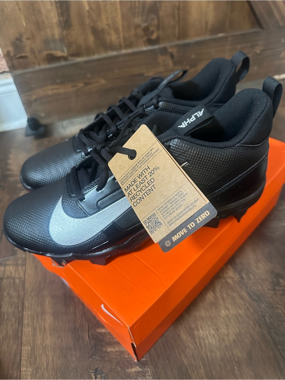 Nike Men’s Black Athletic Cleats with Silver Swoosh